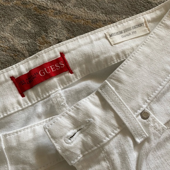 White Guess jeans - Picture 1 of 3